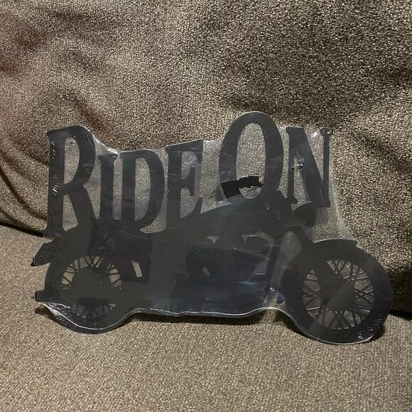 Motorcycle Decor Metal Wall Art Sign Plaque Ride On Man Cave Vintage Style NEW - Picture 2 of 8